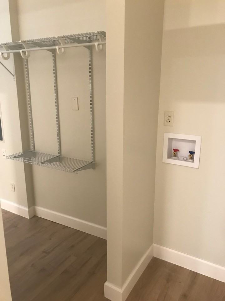 1915 5th Ave - Photo 5 of 12