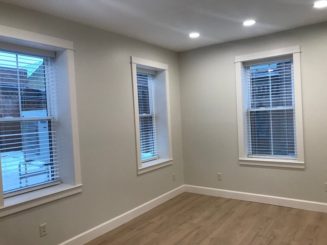 1915 5th Ave - Photo 6 of 12