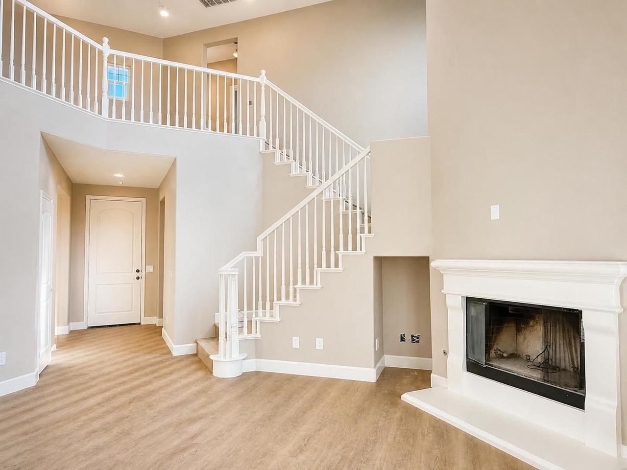 1533 Willow Pl #1 - Photo 5 of 6