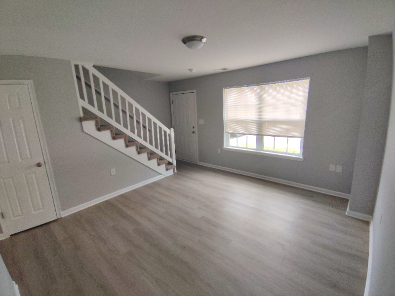 16 Duiguid Dr - Photo 5 of 10