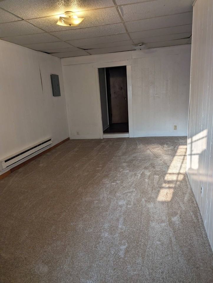 844 S Linden Ave - Photo 2 of 5