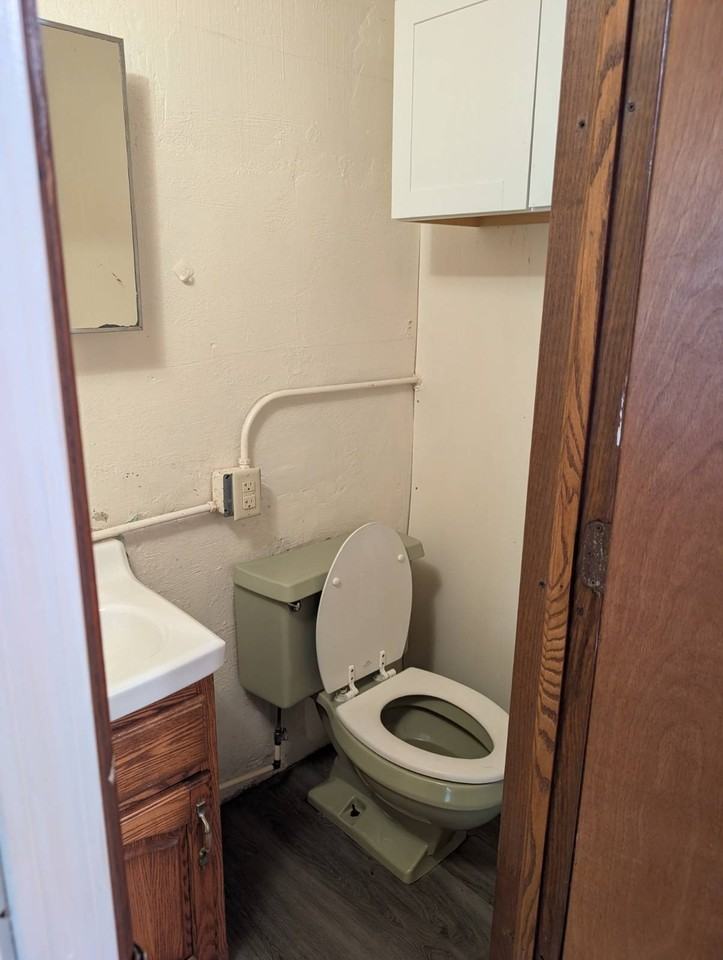 844 S Linden Ave - Photo 5 of 5