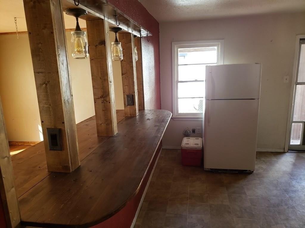 511 Douglas Dr - Photo 4 of 11
