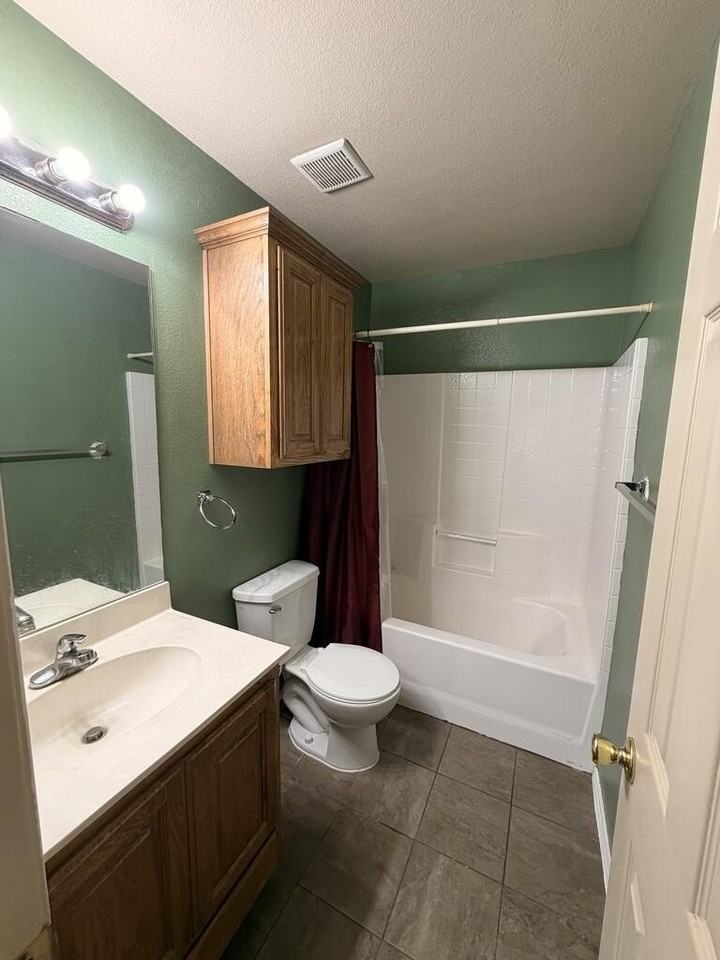 1211 Santa Rosa Ave - Photo 7 of 10