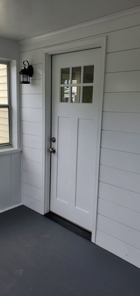 127 Bartlett St - Photo 3 of 16
