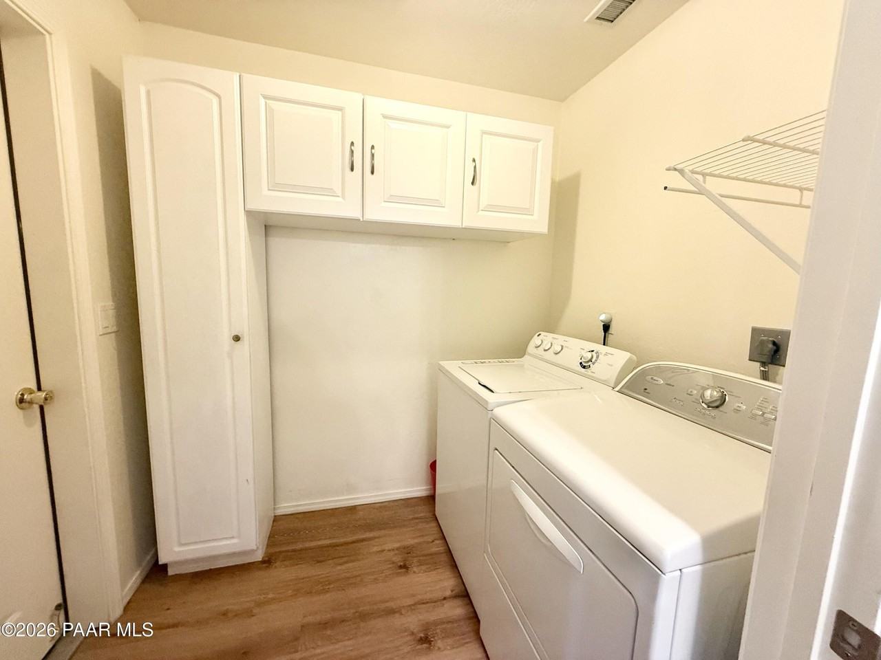 821 Village Cir - Photo 5 of 24