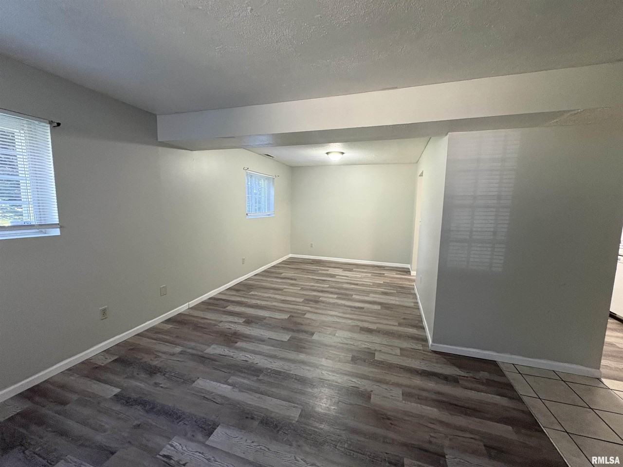 3617 W Richwoods Blvd - Photo 4 of 16