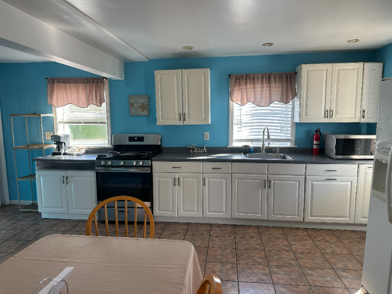 12 M St #1 - Photo 4 of 12