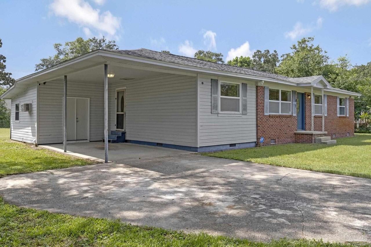 2011 Blakely Ave - Photo 2 of 32