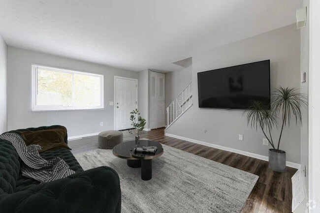 2206 Harsh Ave Se - Photo 4 of 15