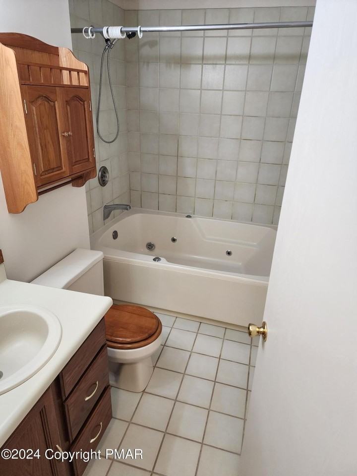 513 Wales Ct - Photo 5 of 14