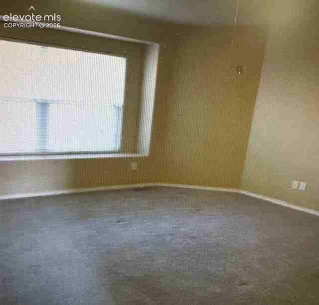 2134 Austrian Way - Photo 4 of 14