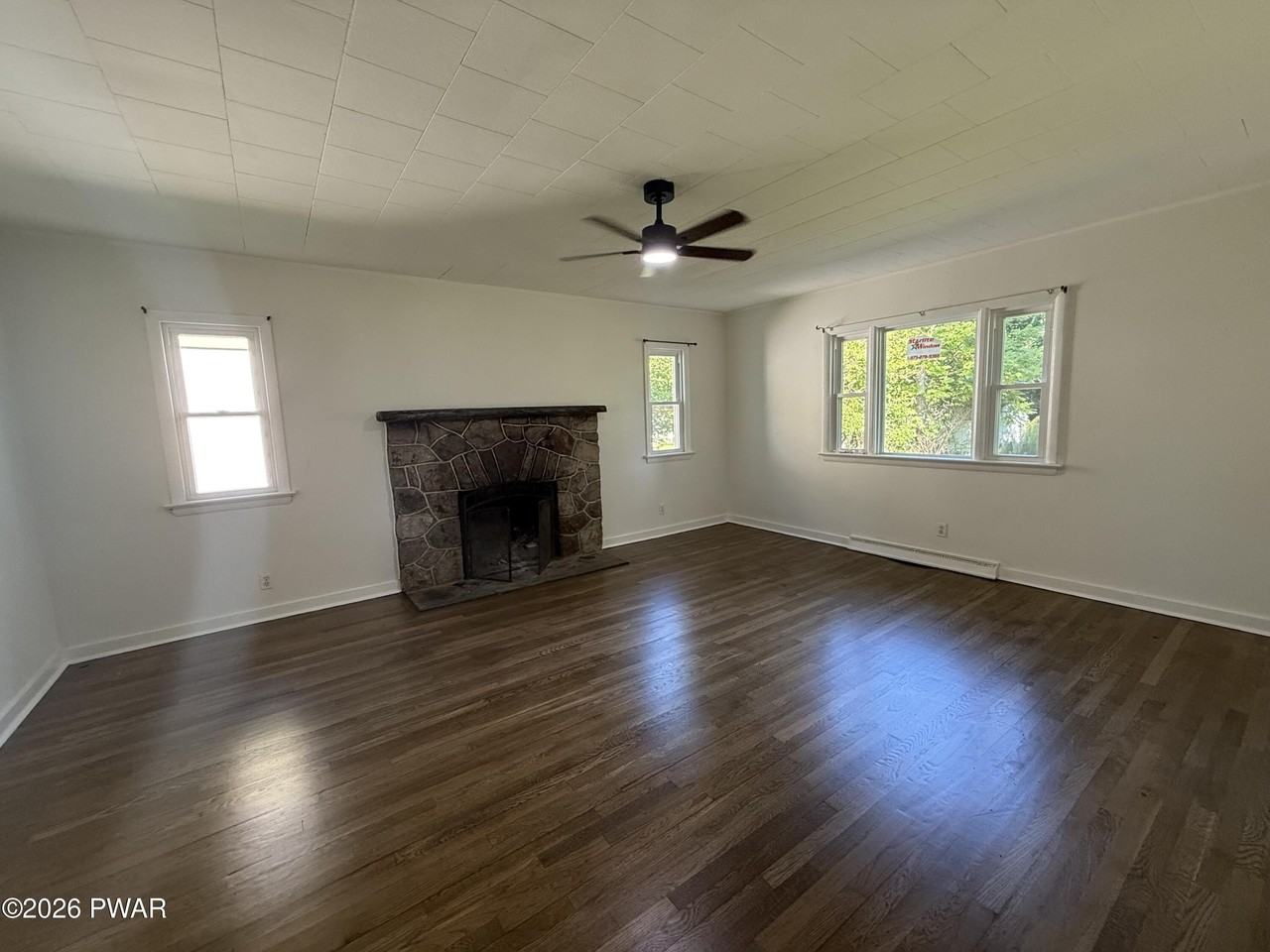 13 Dervend Cir - Photo 4 of 26