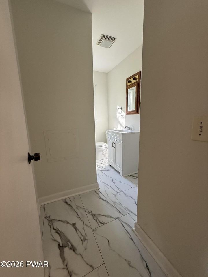 13 Dervend Cir - Photo 5 of 26