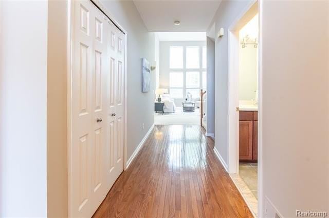 1286 Alameda Blvd - Photo 2 of 35