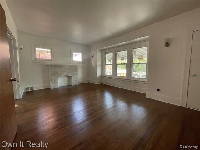 2492 Glendale St - Photo 2 of 9