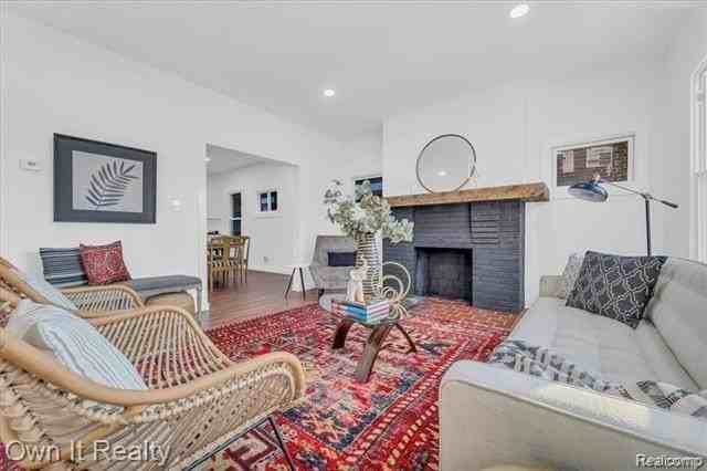 1972 Virginia Park St - Photo 6 of 24