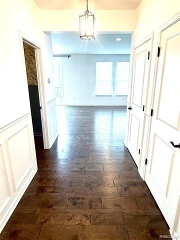 6493 Hawthorne Ave - Photo 4 of 22