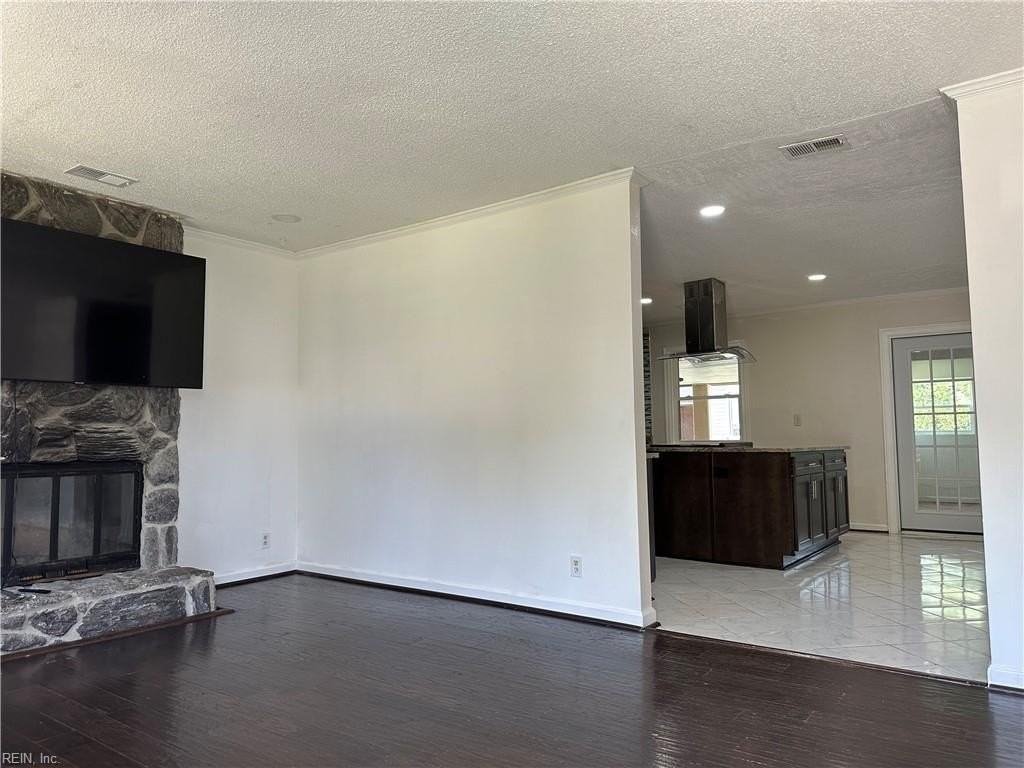 5113 Sammy St - Photo 6 of 41