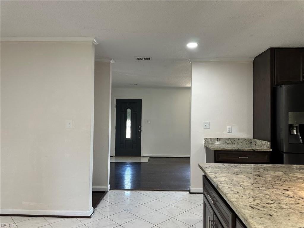 5113 Sammy St - Photo 7 of 41