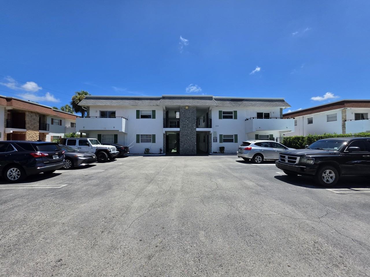 214 Sw 1st St #I2