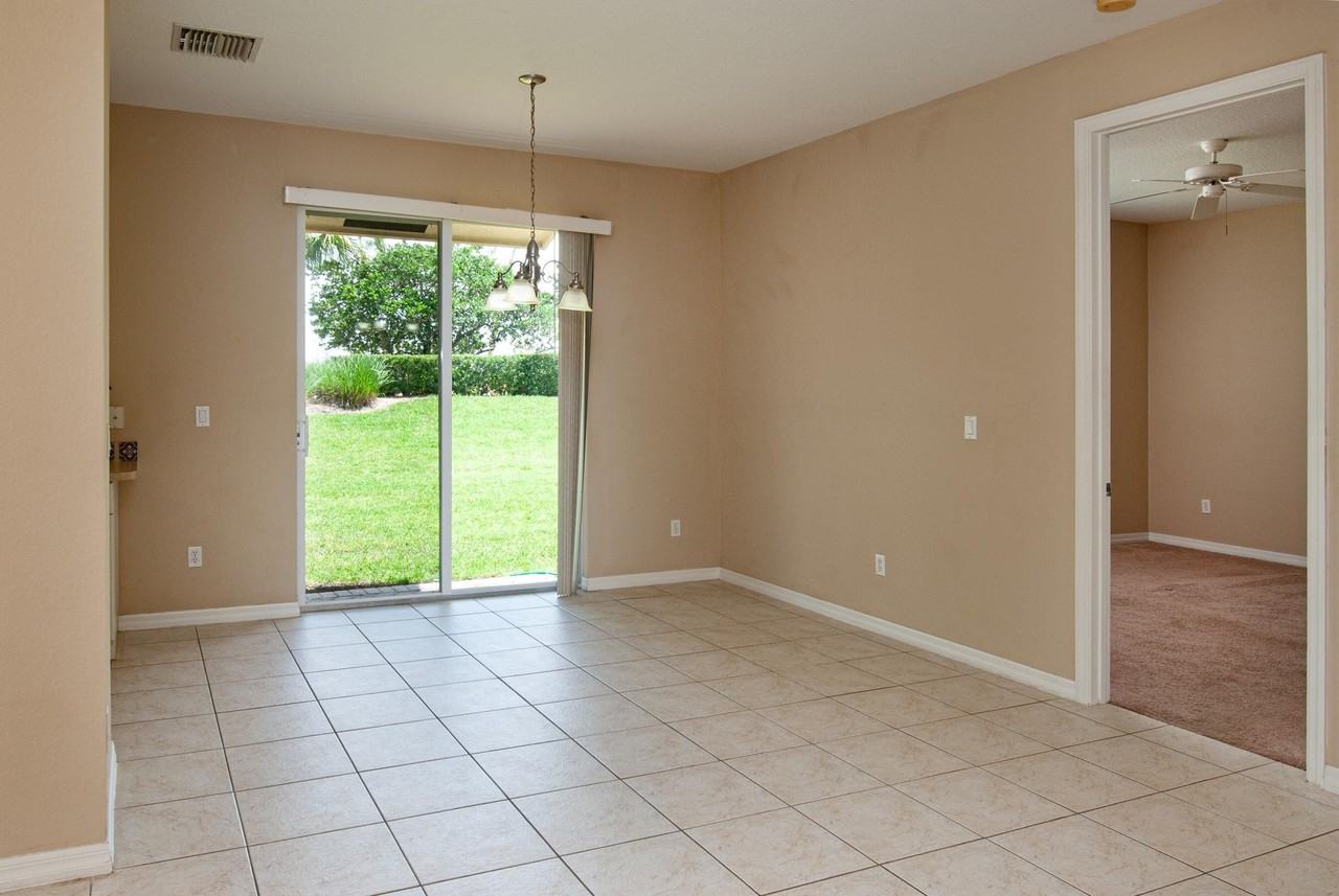 9851 E Verona Cir - Photo 4 of 37