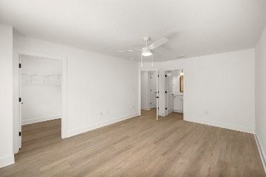 1302 Keturah St - Photo 7 of 13