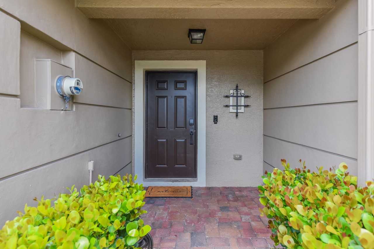 2205 Sw Marshfield Ct #2205 - Photo 4 of 45
