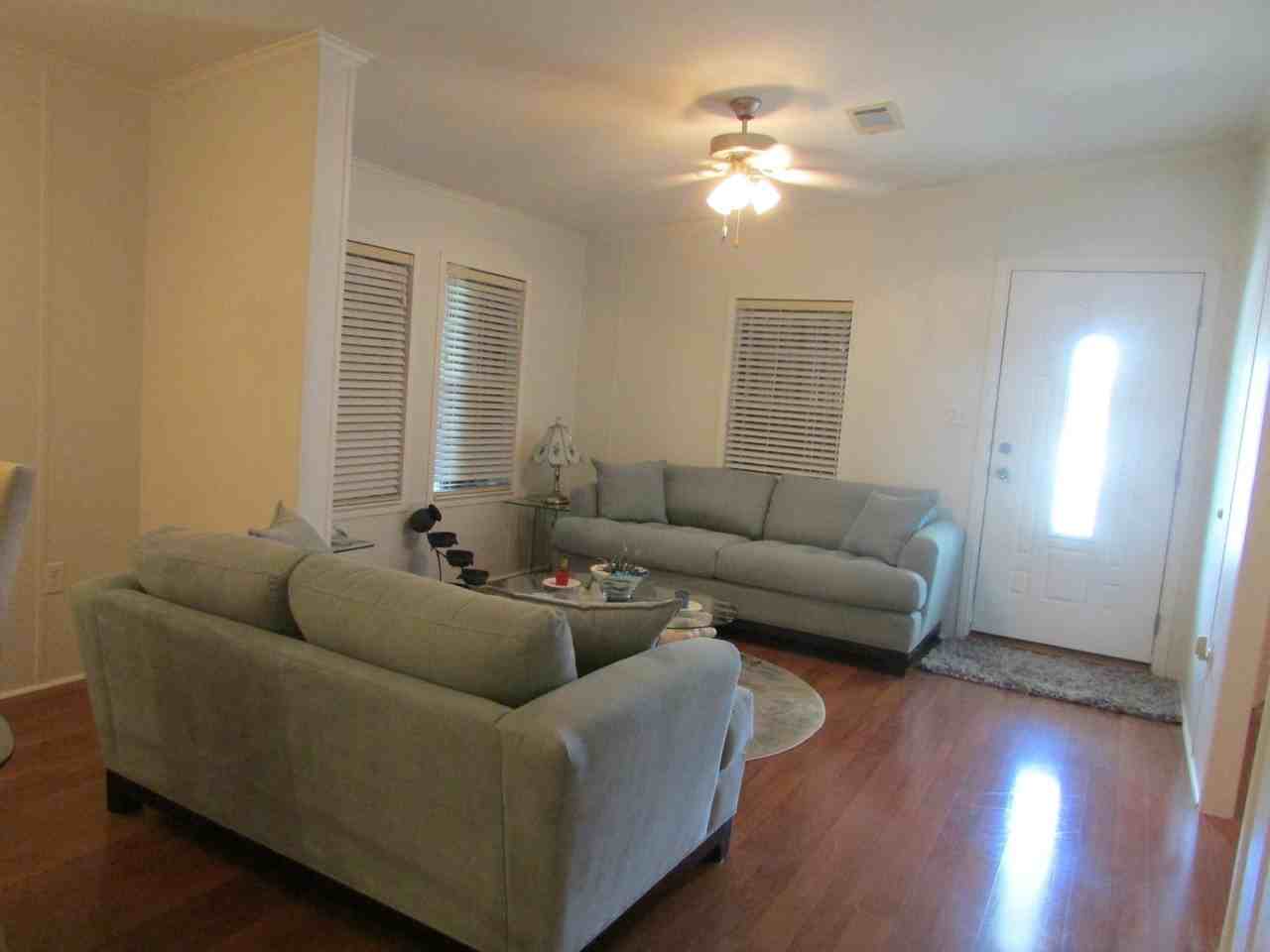 160 Nw 53rd St - Photo 3 of 32