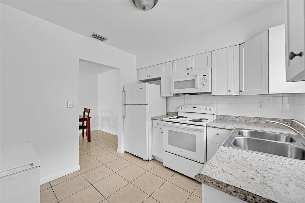 1218 Nw 6th Ave - Photo 2 of 18