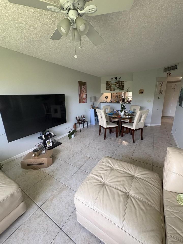 10107 Twin Lakes Dr #24O - Photo 4 of 10