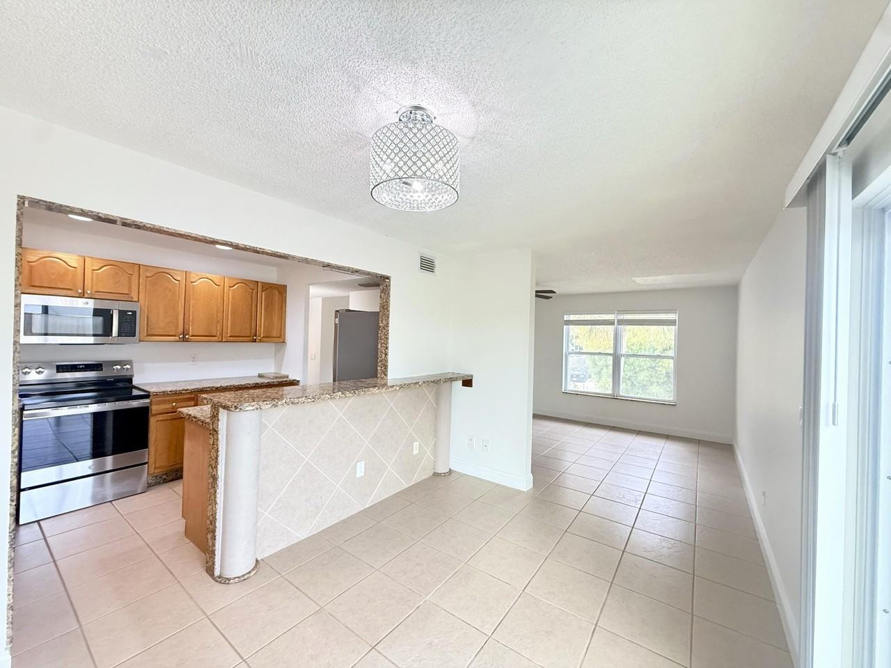 3324 Se Jefferson St #3324 - Photo 2 of 27