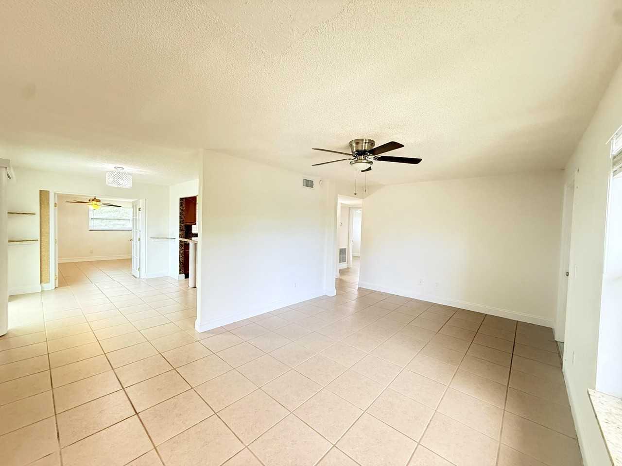 3324 Se Jefferson St #3324 - Photo 4 of 27