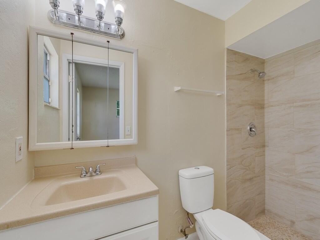 819 Sw Amethist Ter - Photo 7 of 29