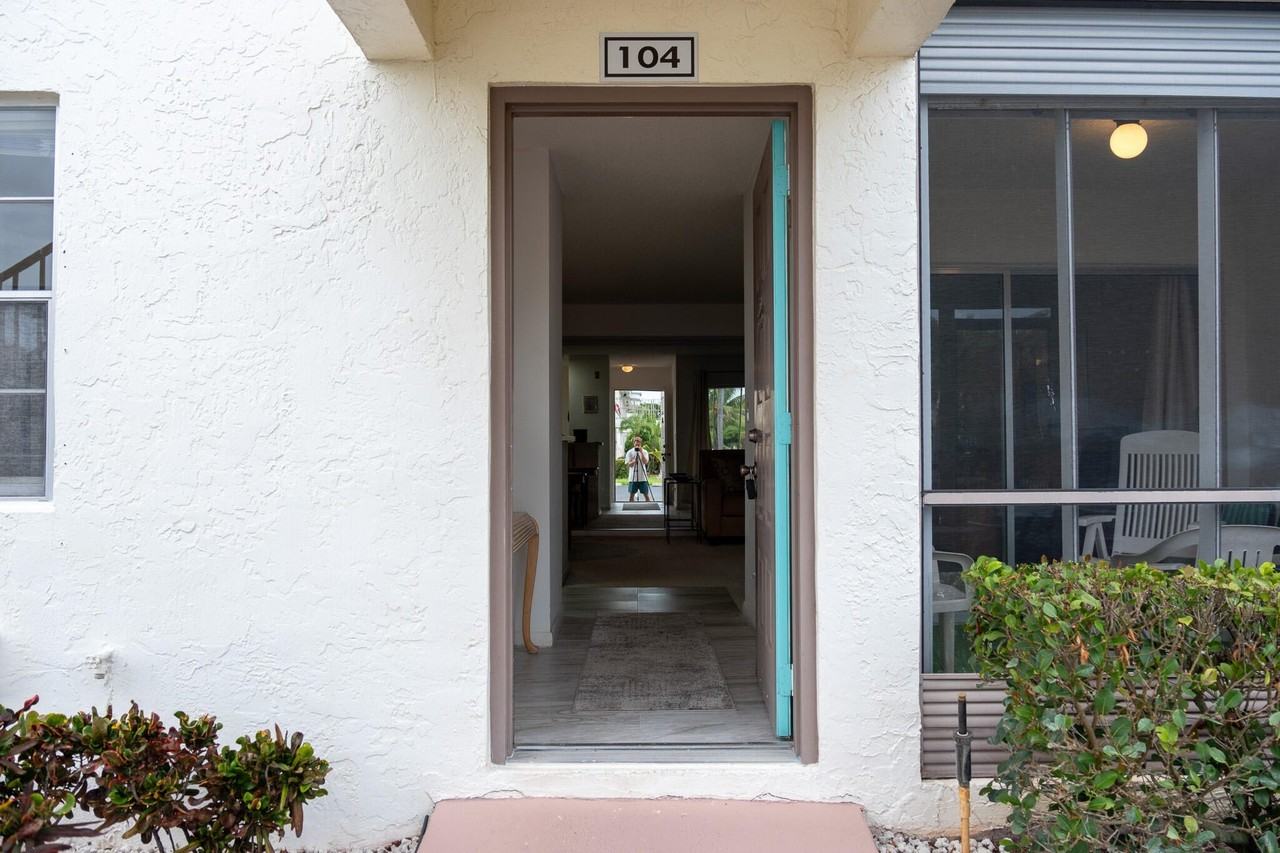 14896 Bal Moral Ln #104 - Photo 3 of 29
