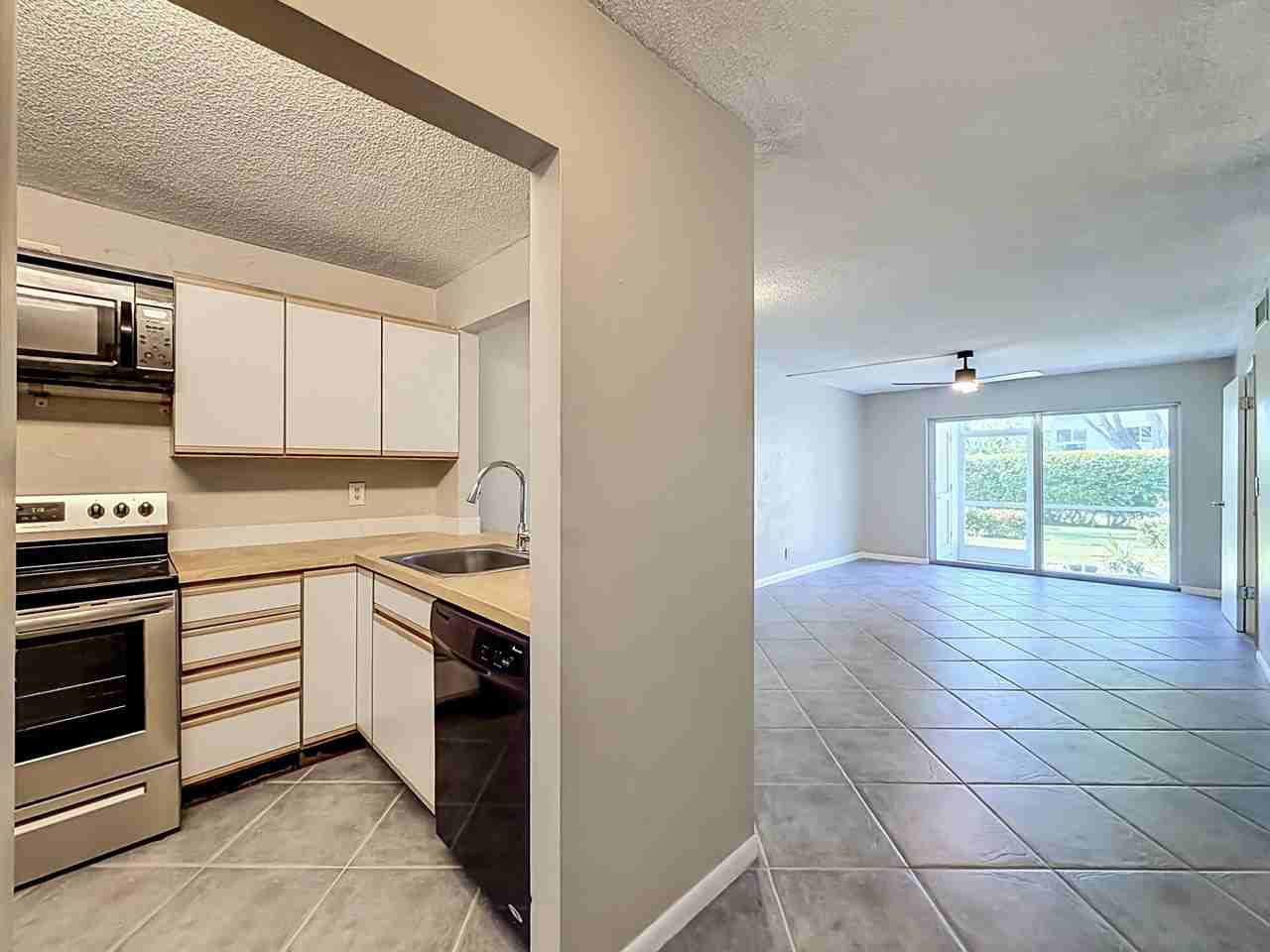 207 Tropic Isle Dr #1130 - Photo 4 of 50