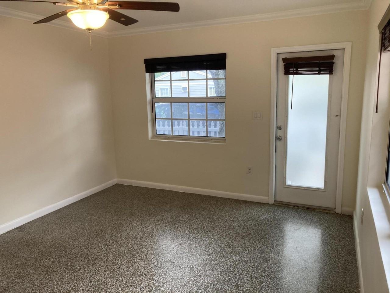 714 8th Ave N - Photo 4 of 11