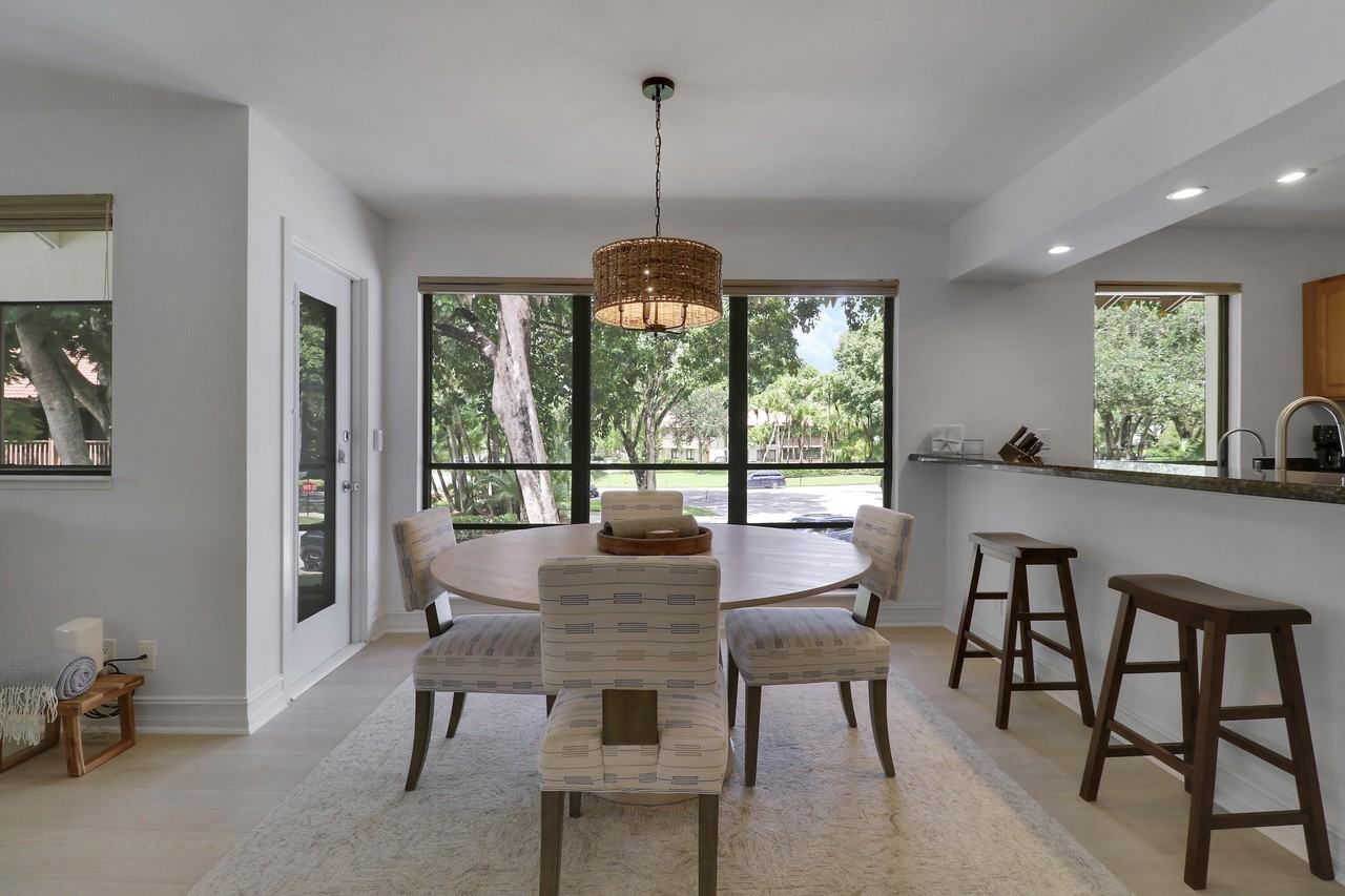 606 Brackenwood Cv - Photo 4 of 42