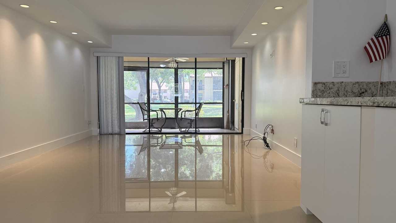 2289 Sw 15th St #131 - Photo 4 of 20