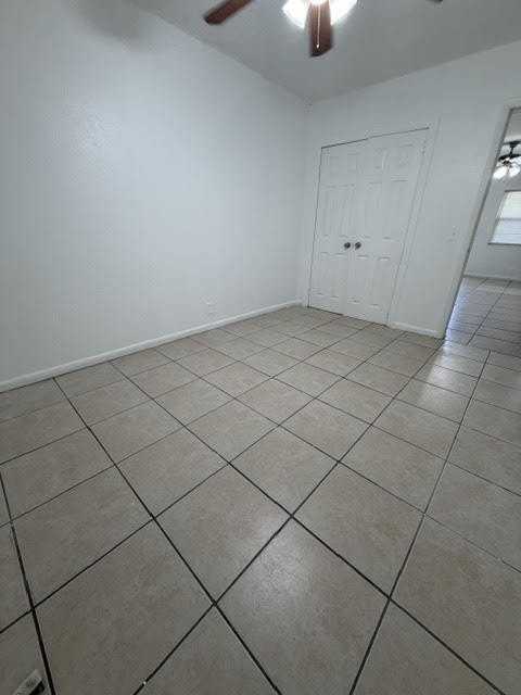 1115 21st St #2 - Photo 2 of 6