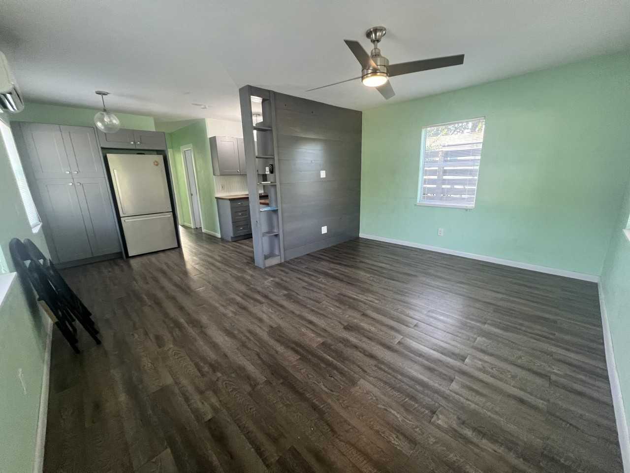 601 N D St - Photo 3 of 8