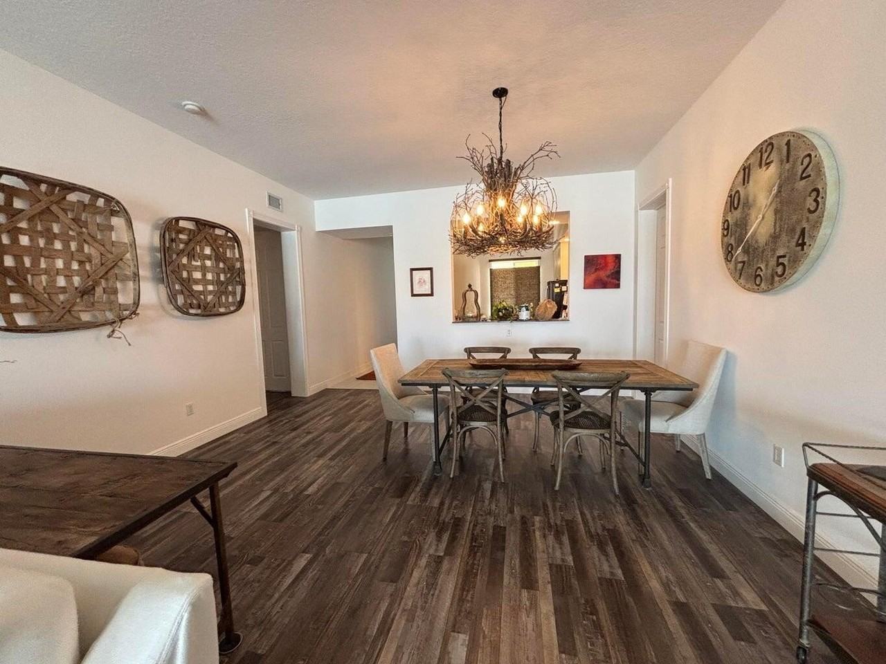 12 Harbour Isle Dr W #306 - Photo 4 of 22