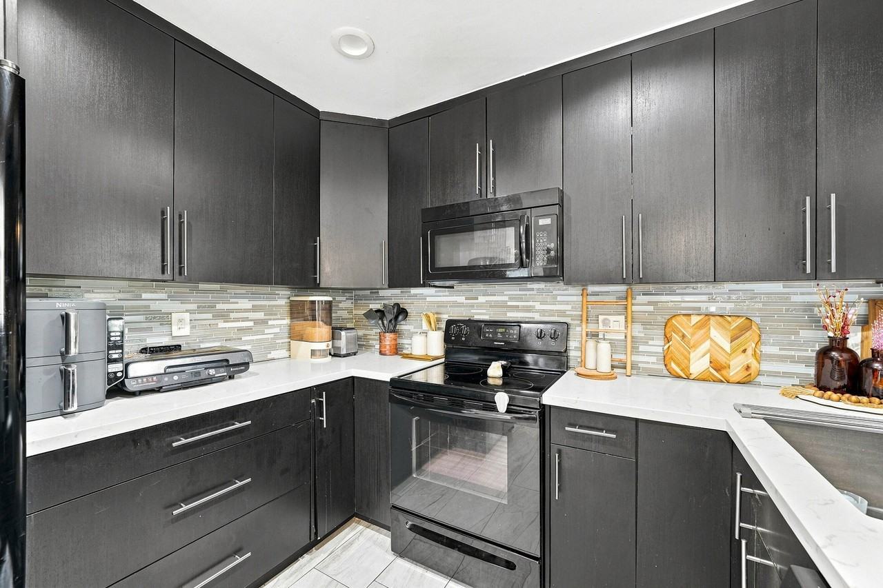 2581 Carambola Cir N #1868 - Photo 7 of 50
