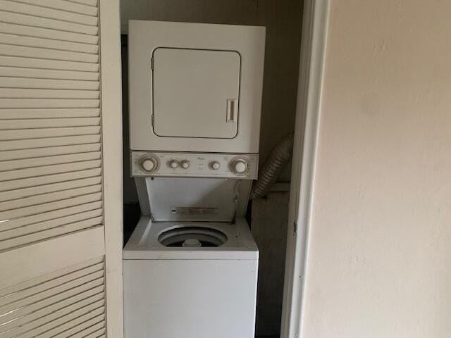 10890 Royal Palm Blvd #10890 - Photo 5 of 5