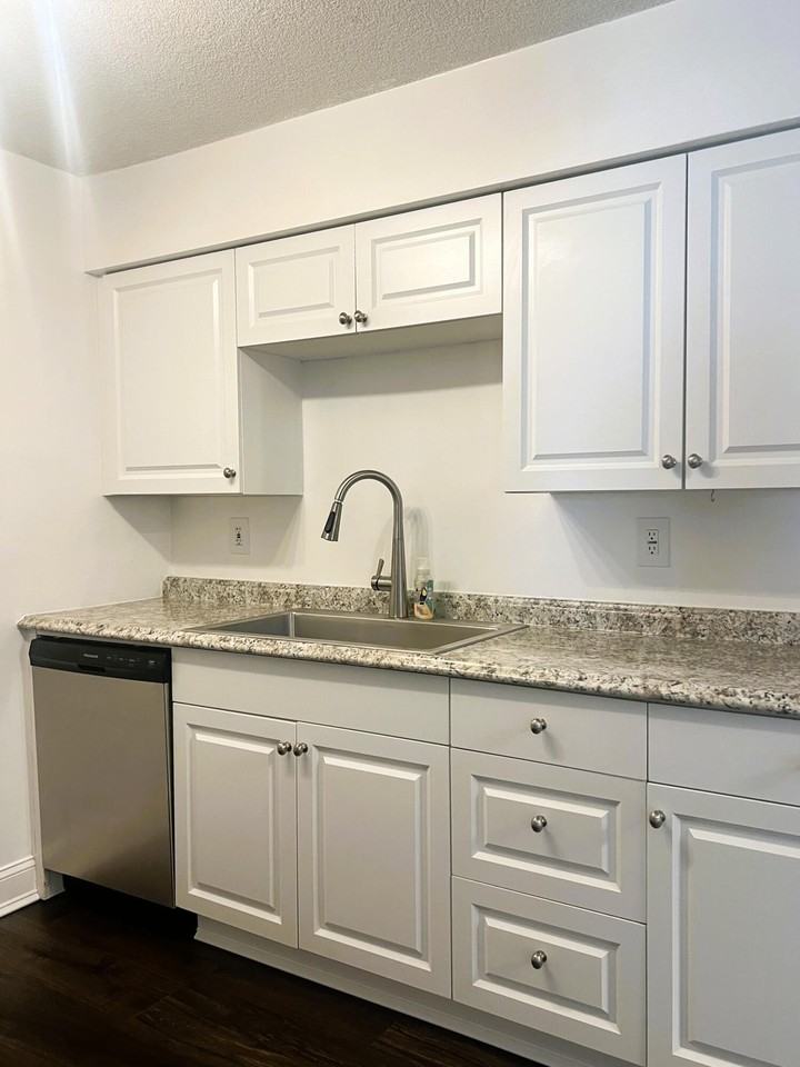 6030 Indrio Rd #5 - Photo 3 of 4