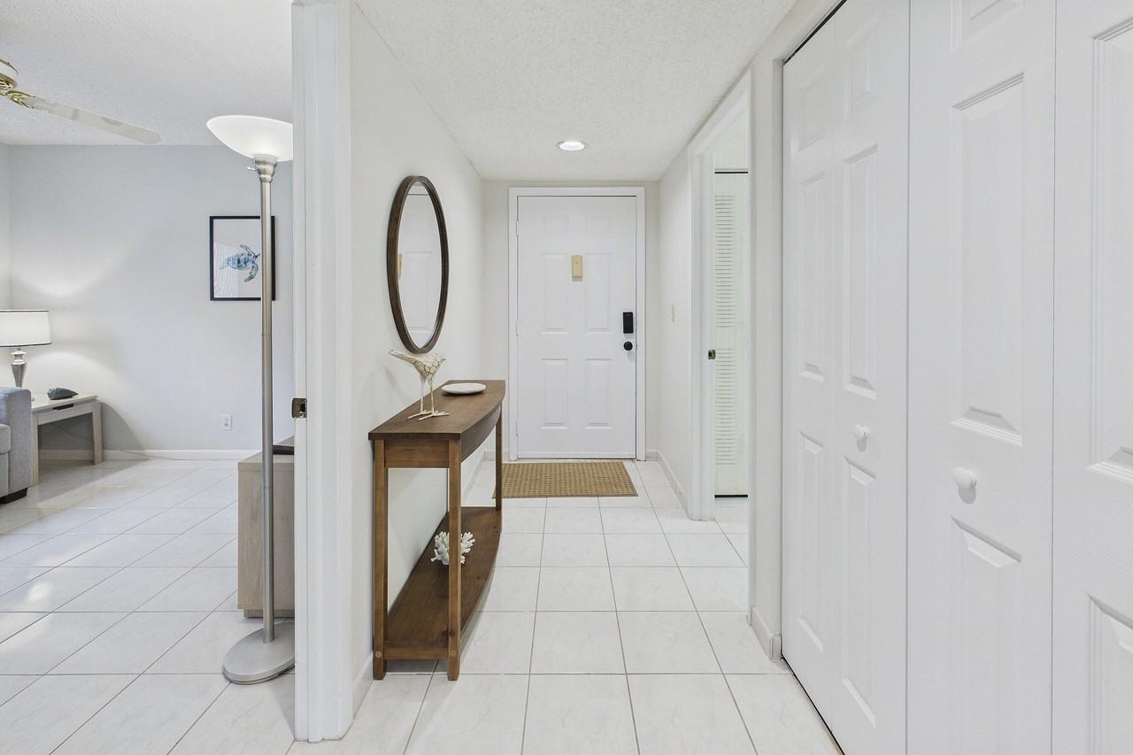 15451 Pembridge Dr #203 - Photo 7 of 36