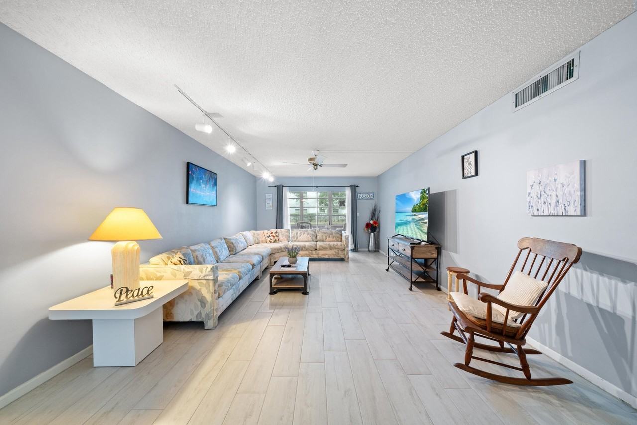 2504 Antigua Ter #O1 - Photo 5 of 13