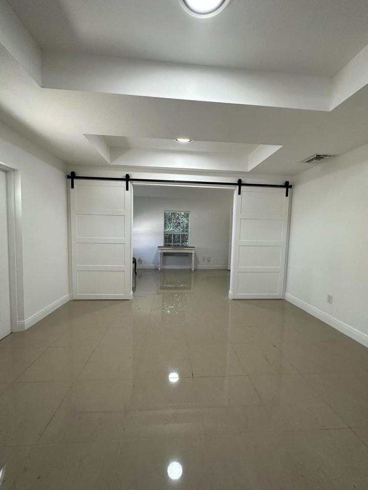 14043 89th Pl N #B - Photo 6 of 25