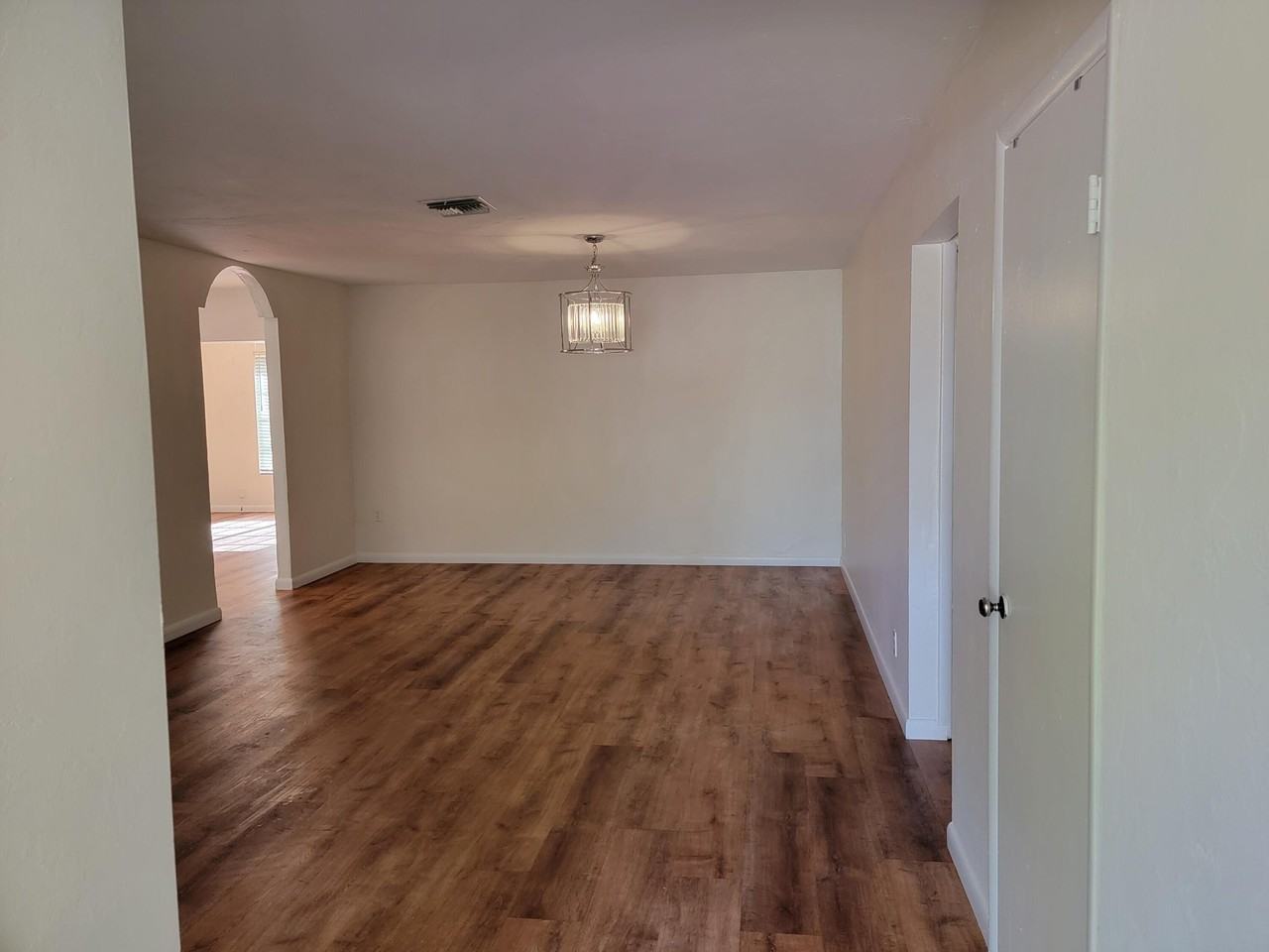 550 Sw 38th Ter #0 - Photo 3 of 7