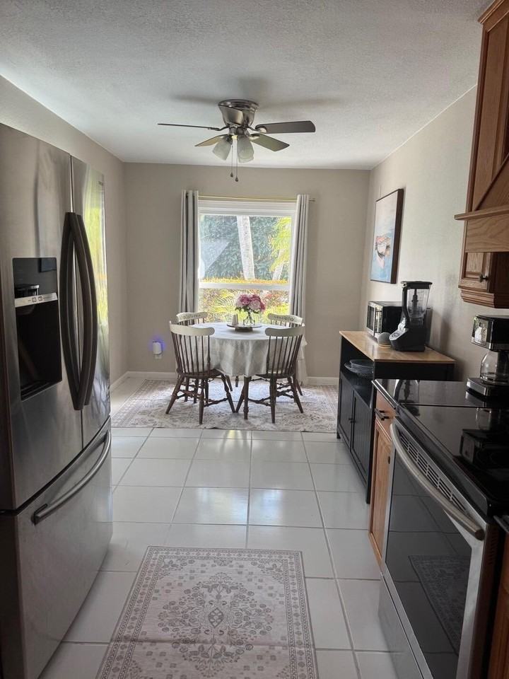 13174 Eastpointe Way - Photo 6 of 12
